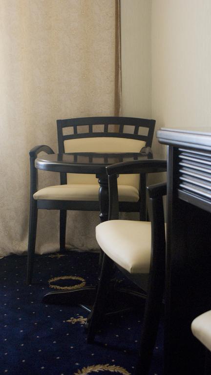 Hotel Premier Class Valea Lupului  ภายนอก รูปภาพ