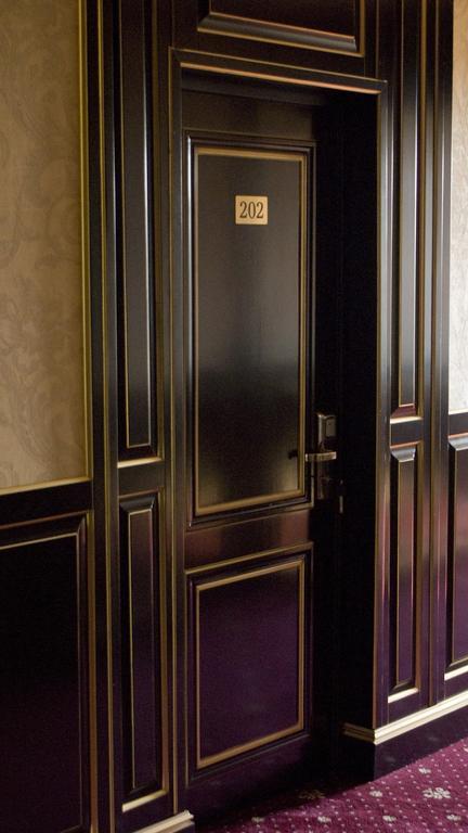 Hotel Premier Class Valea Lupului  ภายนอก รูปภาพ