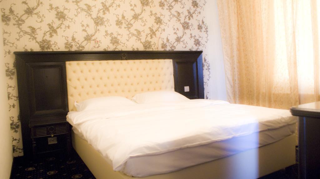 Hotel Premier Class Valea Lupului  ภายนอก รูปภาพ